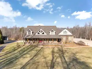 Breathtaking Horse Property on the Yadkin River