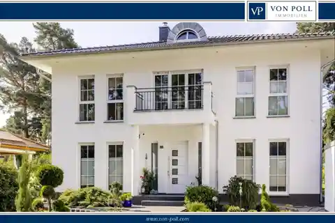 Elegance in Perfection – Representative Villa with Garden Paradise in Wandlitz