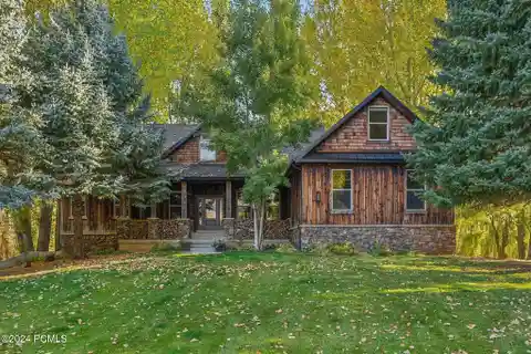 Remarkable Estate in Eden