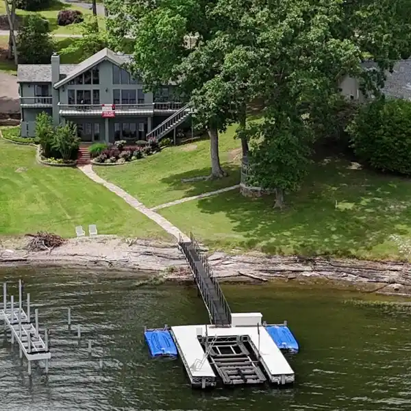 FABULOUS WATERFRONT HOME