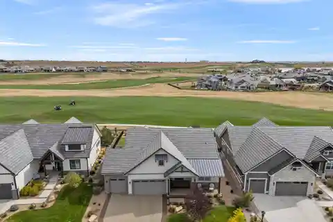 Beautiful Ranch-style Patio Home in Heron Lakes