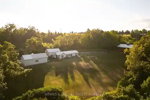 Designer Home Surrounded by Nature’s Beauty
