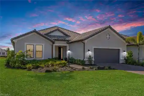 Grand Estate Home in the Esplanade Lake Club