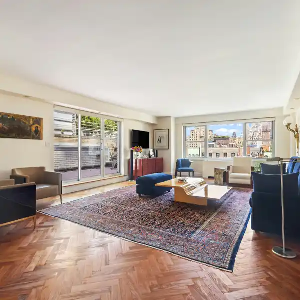 SPRAWLING PARK AVENUE DUPLEX WITH PRIVATE TERRACE