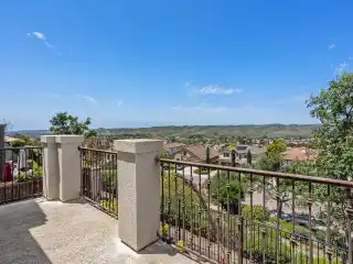 Hilltop Retreat with Panoramic Backyard Views