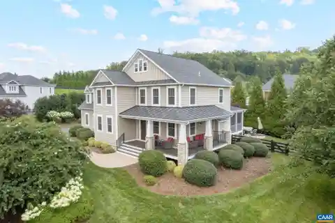 Beautifully Updated Home in Hyland Ridge