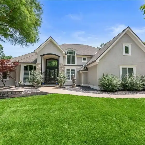 EXTRAORDINARY BRIARCLIFF WEST ESTATE HOME
