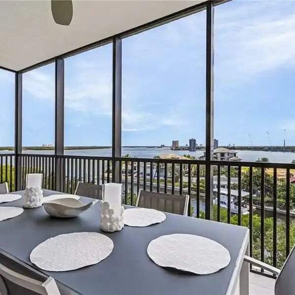 PRESTIGIOUS GRANDVIEW CONDOMINIUM NEW CONSTRUCTION