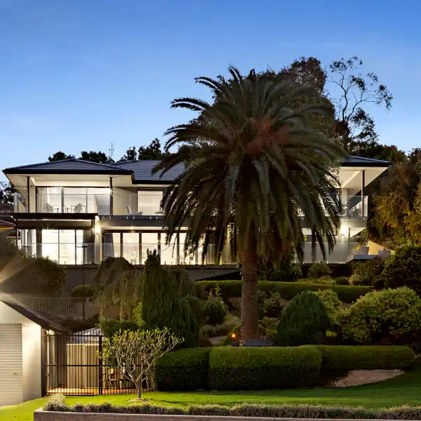 THE SENSATIONAL SHOUGETSU HOUSE