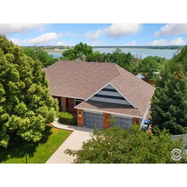 BEAUTIFULLY MAINTAINED RANCH-STYLE HOME