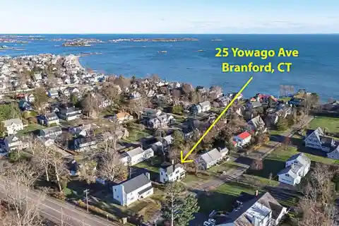 Beautiful Home Steps to the Beach