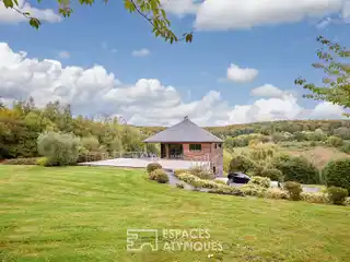 Unique Character in the Heart of Surville