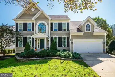 Cul-De-Sac Gem with Thoughtful Custom Features