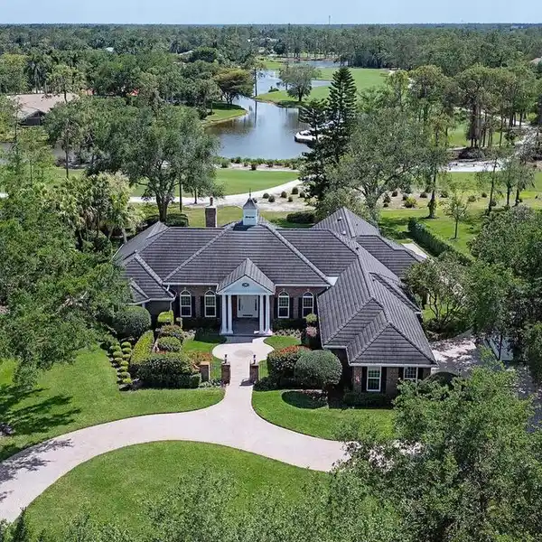 TIMELESS APPEAL IN QUAIL CREEK