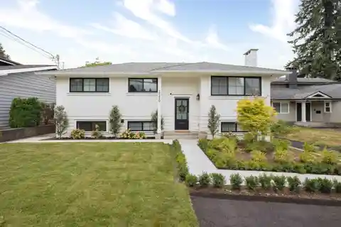Spectacular Completely Transformed Residence