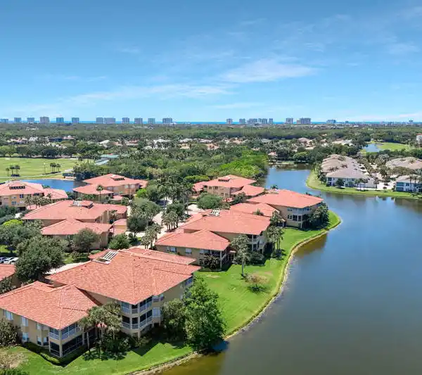 TURNKEY LUXURY CONDO WITH STUNNING LAKE VIEWS