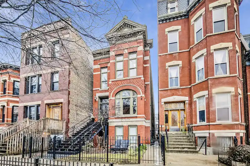 Wicker Park Showstopper