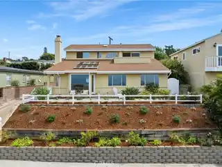 Bright and Airy Home in the Upper Hollywood Riviera
