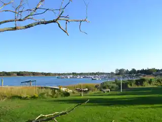 Charming and Private Waterfront Cottage