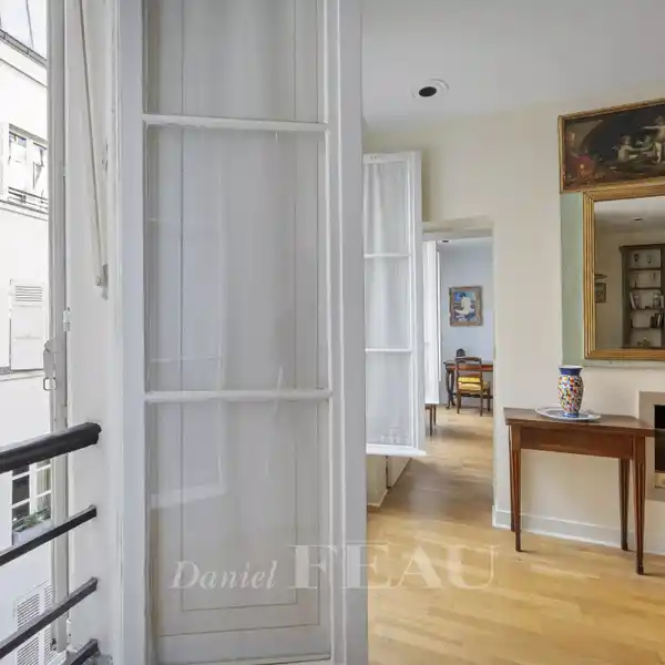 PEACEFUL THIRD-FLOOR HOME WITH ELEVATOR