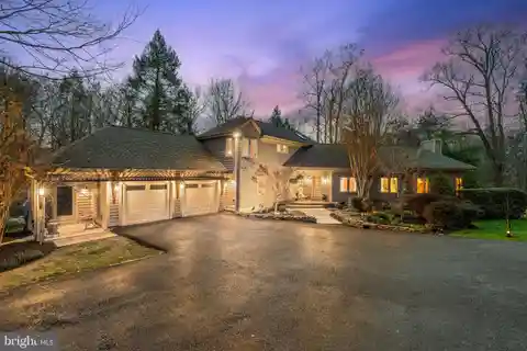 Architectural Forest Retreat on Seven Private Acres