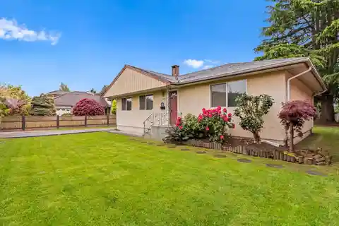 Incredible Potential in Sought-after Broadmoor