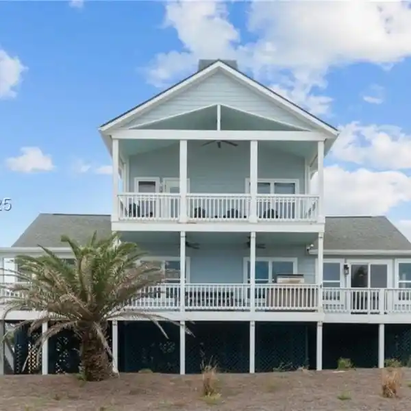SECOND-ROW OCEAN VIEW HOME ON HARBOR ISLAND