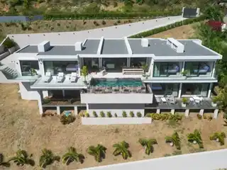 Stunning Villa in the Prestigious Red Pond Area