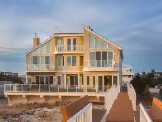 Fabulous Contemporary Ocean View Rental