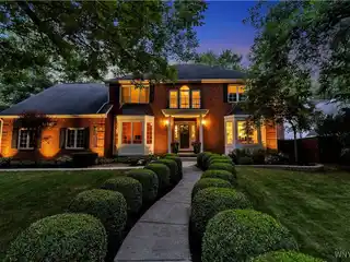 Magnificent Colonial on a Beautiful Lot