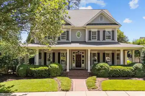 Stately and Inviting Home