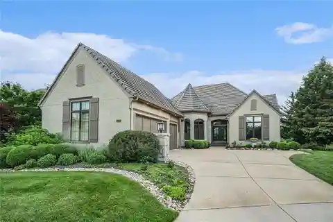 Exquisite Home on the Fairway at the Nicklaus Club