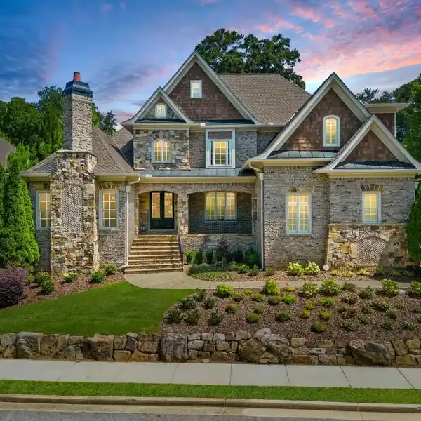 PRIVATE SANCTUARY IN THE HEART OF NORTH BUCKHEAD