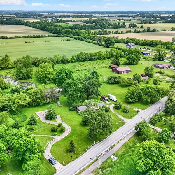 CRAFT YOUR LEGACY ON AN EXPANSIVE PROPERTY