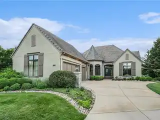 Exquisite Home on the Fairway at the Nicklaus Club