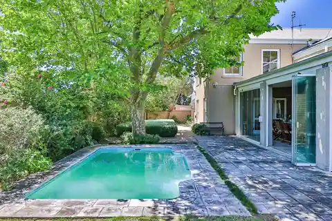 Versatile Dual-Living Home on a Corner Plot