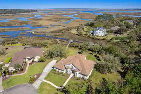 Wonderfully Designed Home in Serene Location