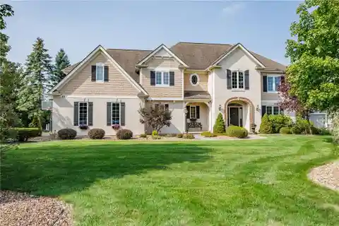 Cobblestone Creek Gem