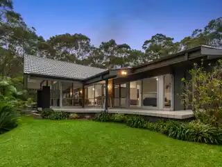 Architecturally Reimagined Nature Retreat in Belmont North