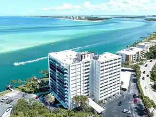 Stunning Residence in Siesta Towers