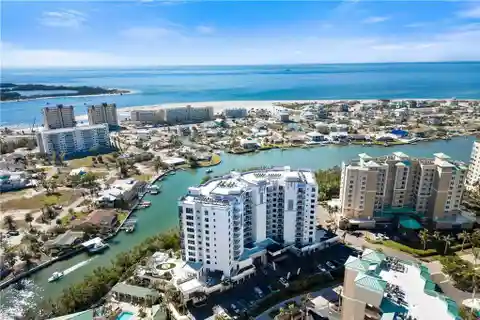 Stunning Condo in the New Grandview Tower