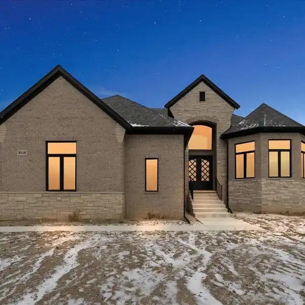 LUXURY COLONIAL HOME UNDER CONSTRUCTION IN SHELBY TOWNSHIP