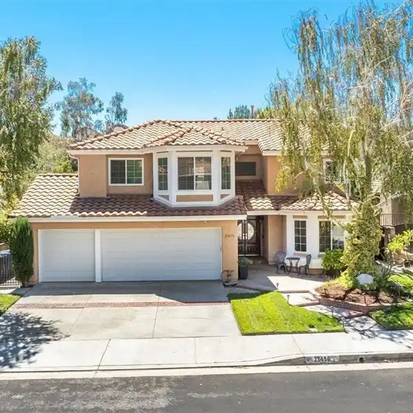 UPDATED MULTIGENERATIONAL HIDDEN VALLEY HOME