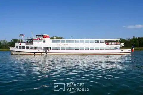 Strasbourg Waterfront Retreat with Rich History