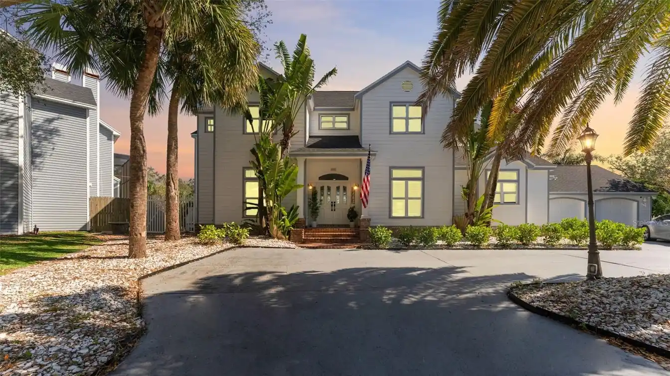 Beautifully Designed Home in Sought-after Sunset Park