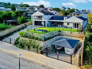 Stylish Modern Home with Views