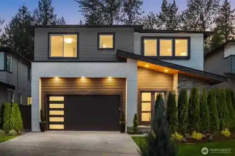 Move-In Ready Brand New Home