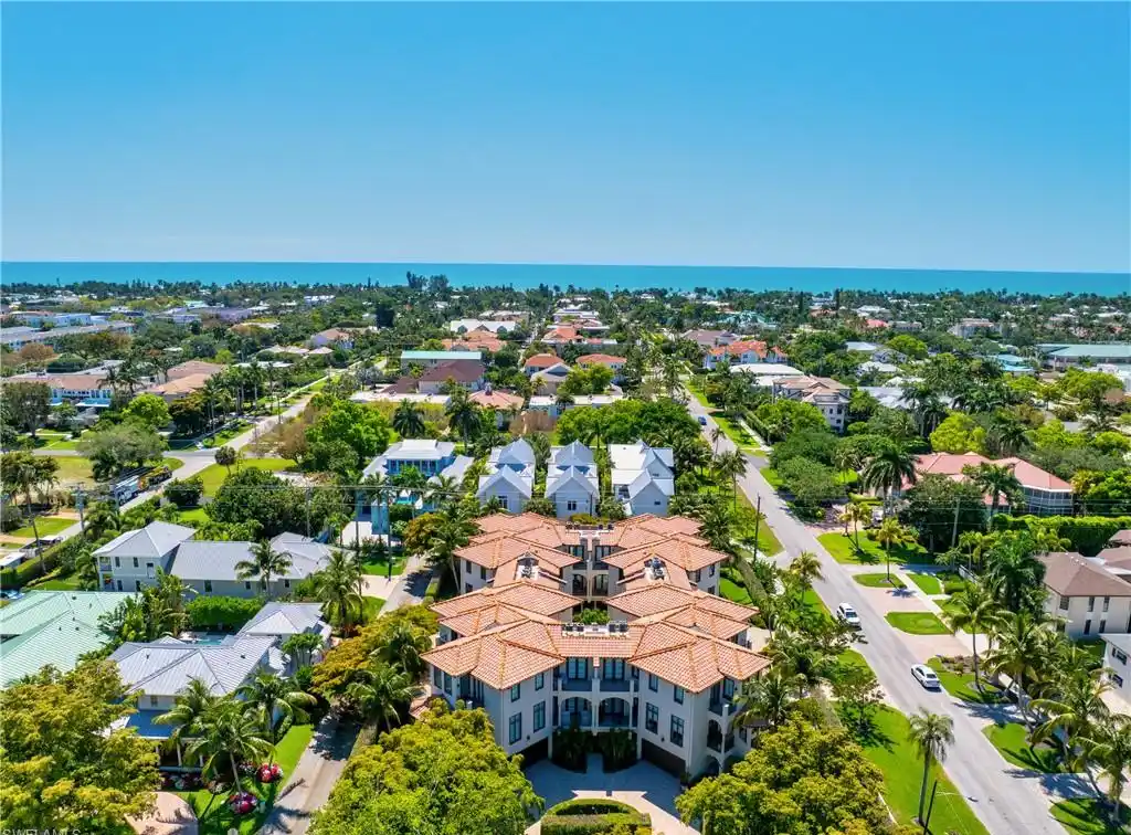 Furnished Three Bedroom Bella Vista Townhome