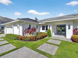 Exceptional Home in Seagate
