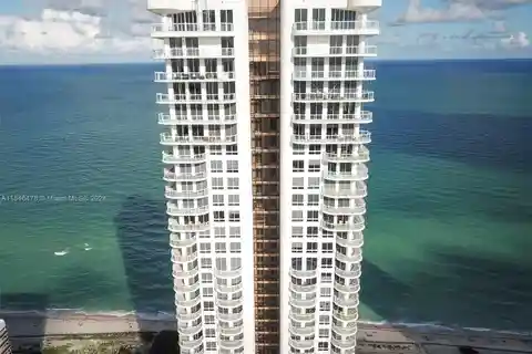 Beautiful Fully Furnished Ocean-view Condo